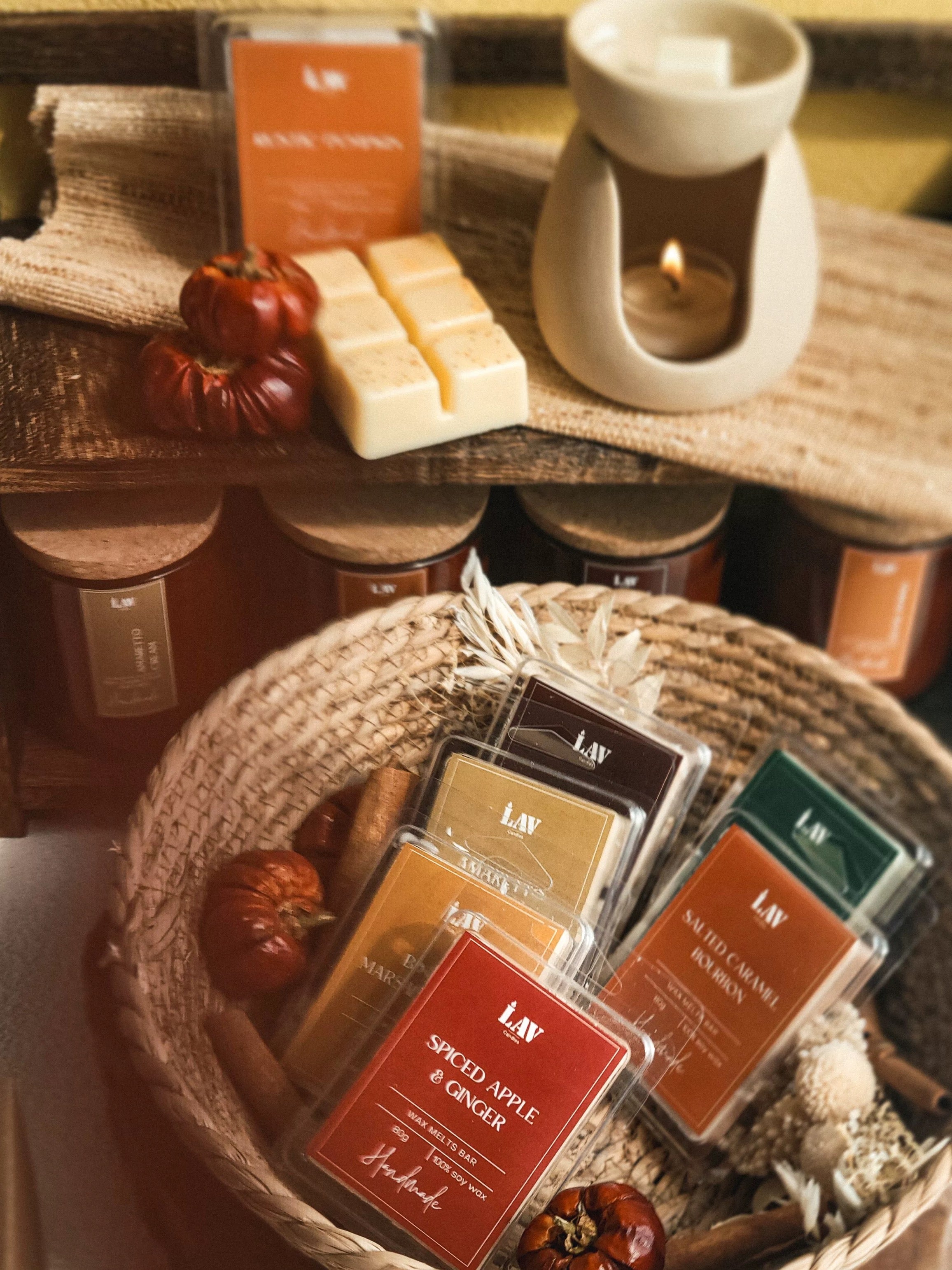 Bonfire Marshmallow (Fall24 Collection) - Handmade Wax Melts